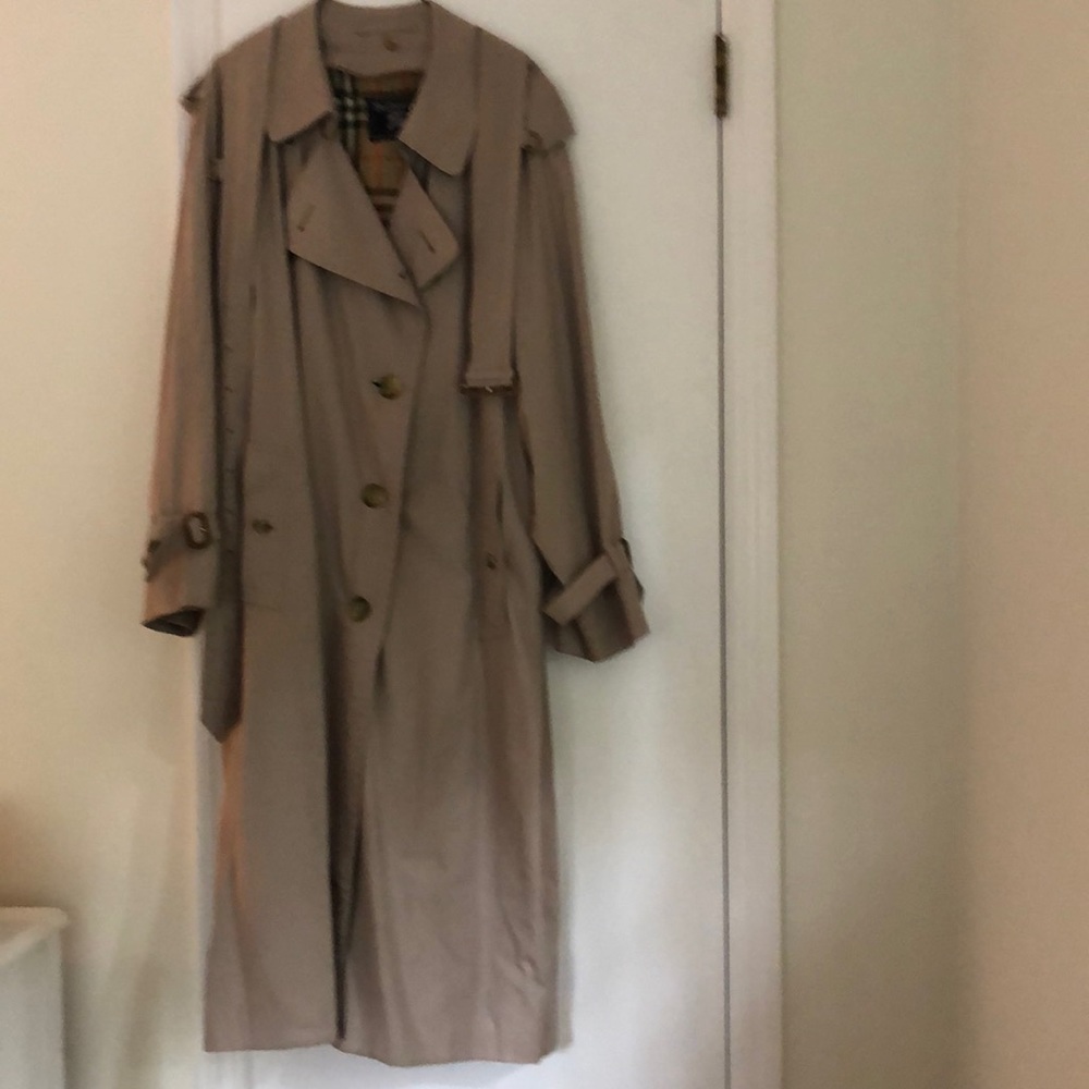 Vintage Burberry Trench Coat size 42R